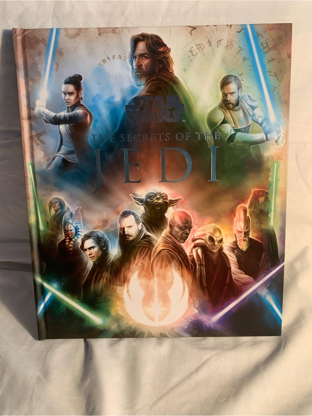 Star Wars: The Secrets of the Jedi Hardcover - Multicolor Cover